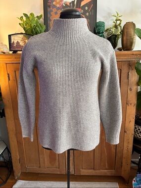 Theory Heather Gray Ribbed Mock Neck Sweater
